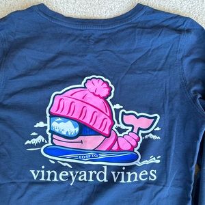 Washed but never work like new vineyard vine xxs snowboarding whale T
